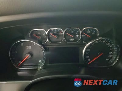 Zdjęcie 9 z 12 samochodu: 2018 GMC SIERRA K2500 SLT VIN:1GT12TEY5JF284240 - miniatura