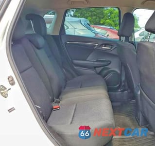 Zdjęcie 10 z 12 samochodu: 2019 HONDA FIT LX VIN:3HGGK5G46KM701660 - miniatura