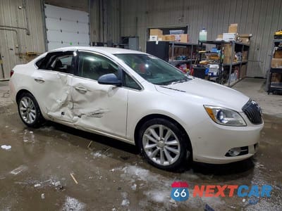Czwarte zdjęcie samochodu z boku: 2013 BUICK VERANO VIN:1G4PP5SK8D4176858 - miniatura