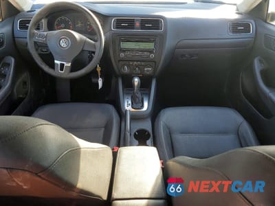 Zdjęcie 8 z 14 samochodu: 2011 VOLKSWAGEN JETTA SE VIN:3VWDZ7AJ1BM349334 - miniatura