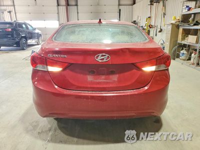 Zdjęcie 6 z 12 samochodu: 2013 HYUNDAI ELANTRA GLS VIN:KMHDH4AEXDU965468 - miniatura