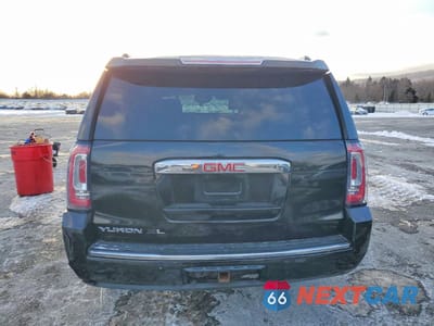 Zdjęcie 6 z 13 samochodu: 2016 GMC YUKON XL DENALI VIN:1GKS2HKJXGR418793 - miniatura