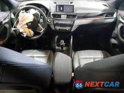 Zdjęcie 8 z 14 samochodu: 2020 BMW X1 XDRIVE28I VIN:WBXJG9C00L5R73311 - miniatura