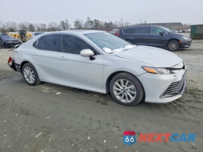 Czwarte zdjęcie samochodu z boku: 2024 TOYOTA CAMRY LE VIN:4T1R11AK7RU251349 - miniatura