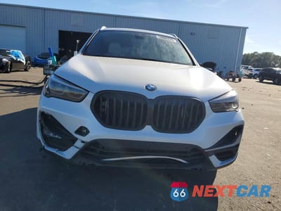Piąte zdjęcie samochodu w środku: 2020 BMW X1 SDRIVE28I VIN:WBXJG7C09L5P61995 - miniatura