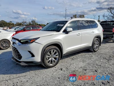 2024 TOYOTA GRAND HIGHLANDER XLE 5TDAAAA53RS007102 - główne zdjęcie licytacji z USA - miniatura