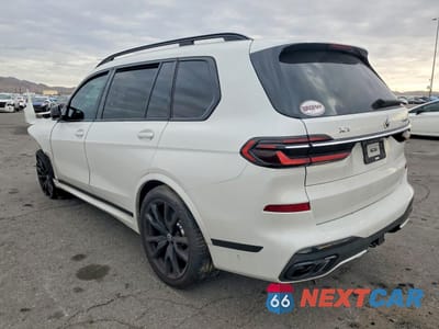 Drugie zdjęcie samochodu z przodu: 2023 BMW X7 M60I VIN:5UX33EM07P9P73371 - miniatura