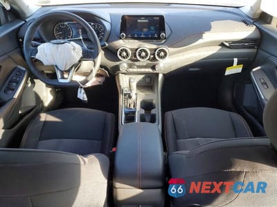 Zdjęcie 8 z 11 samochodu: 2025 NISSAN SENTRA SR VIN:3N1AB8DV9SY220140 - miniatura