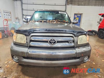 Piąte zdjęcie samochodu w środku: 2006 TOYOTA TUNDRA SR5 VIN:5TBBT44116S482969 - miniatura