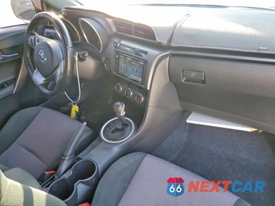 Zdjęcie 8 z 12 samochodu: 2016 SCION TC BASE VIN:JTKJF5C79GJ025081 - miniatura