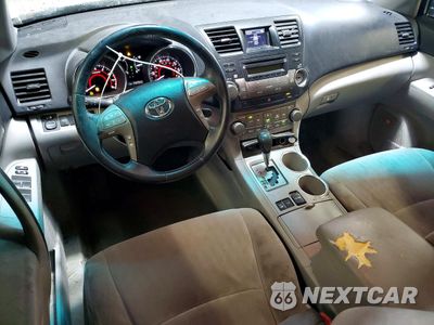 Zdjęcie 8 z 13 samochodu: 2009 TOYOTA HIGHLANDER SPORT VIN:JTEES43A892124400 - miniatura