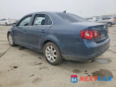 Drugie zdjęcie samochodu z przodu: 2008 VOLKSWAGEN JETTA SE VIN:3VWRZ71K58M005237 - miniatura