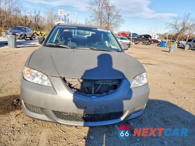 Piąte zdjęcie samochodu w środku: 2005 MAZDA 3 I VIN:JM1BK32FX51275592 - miniatura