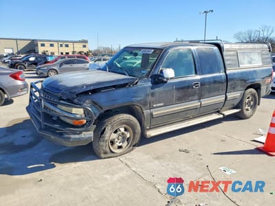 1999 CHEVROLET SILVERADO K1500 1GCEK19T8XE135548 - główne zdjęcie licytacji z USA - miniatura