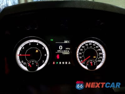 Zdjęcie 9 z 11 samochodu: 2019 RAM 1500 CLASSIC TRADESMAN VIN:1C6RR7FG5KS568463 - miniatura