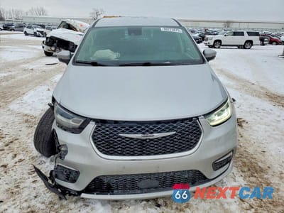 Piąte zdjęcie samochodu w środku: 2023 CHRYSLER PACIFICA TOURING L VIN:2C4RC1BG5PR531533 - miniatura