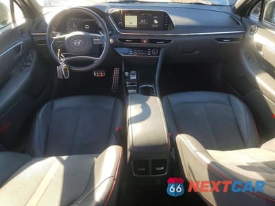Zdjęcie 8 z 12 samochodu: 2021 HYUNDAI SONATA SEL PLUS VIN:5NPEJ4J22MH117307 - miniatura