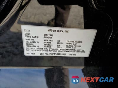 Zdjęcie 12 z 12 samochodu: 2024 TESLA MODEL Y VIN:7SAYGDEE5RA225927 - miniatura