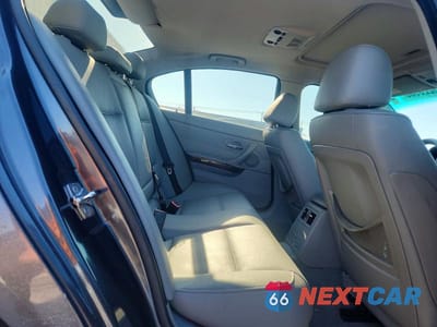 Zdjęcie 10 z 12 samochodu: 2008 BMW 335 I VIN:WBAVB77528NH80642 - miniatura