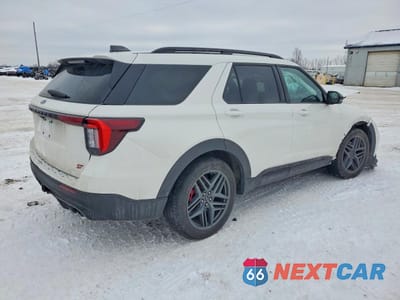 Trzecie zdjęcie samochodu z tyłu: 2025 FORD EXPLORER ST VIN:1FMWK8GC1SGA12635 - miniatura