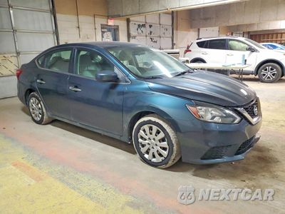 Czwarte zdjęcie samochodu z boku: 2017 NISSAN SENTRA S VIN:3N1AB7AP5HY240183 - miniatura