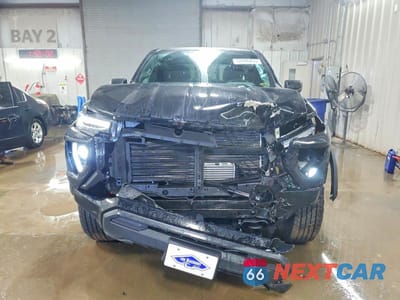 Piąte zdjęcie samochodu w środku: 2026 GMC CANYON ELEVATION VIN:1GTP1BEK0T1143983 - miniatura