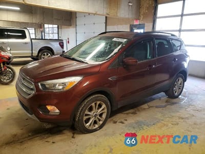 2018 FORD ESCAPE SE 1FMCU9GD4JUC77531 - główne zdjęcie licytacji z USA - miniatura