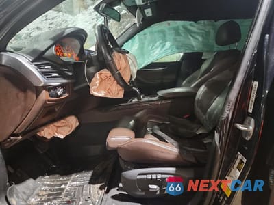 Zdjęcie 7 z 14 samochodu: 2017 BMW X5 XDRIVE50I VIN:5UXKR6C31H0U13546 - miniatura