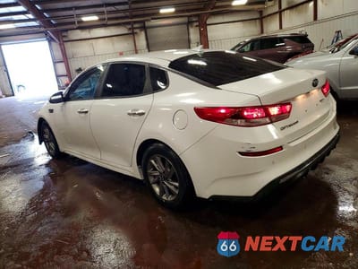 Drugie zdjęcie samochodu z przodu: 2019 KIA OPTIMA LX VIN:5XXGT4L3XKG341118 - miniatura