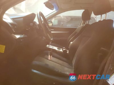 Zdjęcie 7 z 11 samochodu: 2011 SUBARU LEGACY 2.5I PREMIUM VIN:4S3BMCH67B3233978 - miniatura