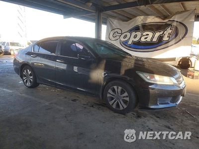 Czwarte zdjęcie samochodu z boku: 2013 HONDA ACCORD LX VIN:1HGCR2F33DA242556 - miniatura