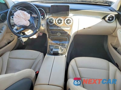 Zdjęcie 8 z 12 samochodu: 2015 MERCEDES-BENZ C 300 VIN:55SWF4JB8FU054591 - miniatura
