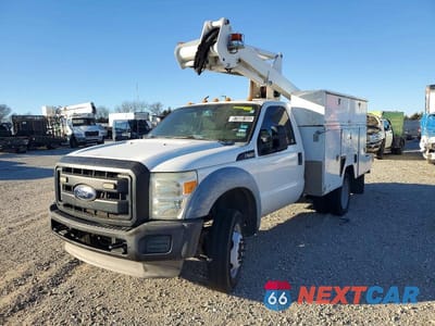 Drugie zdjęcie samochodu z przodu: 2012 FORD F450 SUPER DUTY BUCKET TRUCK VIN:1FDUF4GY7CEA14452 - miniatura