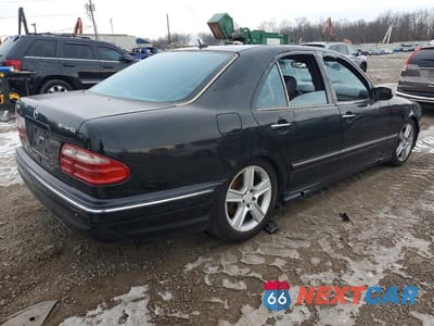 Trzecie zdjęcie samochodu z tyłu: 2001 MERCEDES-BENZ E 55 AMG VIN:WDBJF74J01B226140 - miniatura