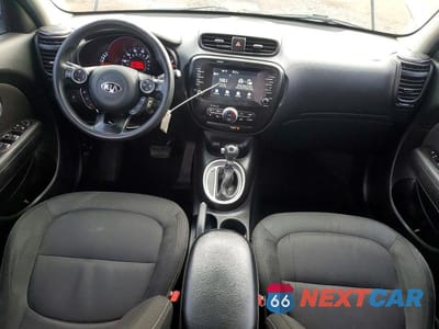 Zdjęcie 8 z 13 samochodu: 2018 KIA SOUL + VIN:KNDJP3A53J7898131 - miniatura
