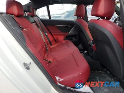 Zdjęcie 10 z 11 samochodu: 2026 BMW 530 XI VIN:WBA53FJ03TCV98440 - miniatura