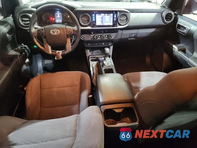 Zdjęcie 8 z 12 samochodu: 2016 TOYOTA TACOMA TRD SPORT VIN:3TMAZ5CN2GM004637 - miniatura