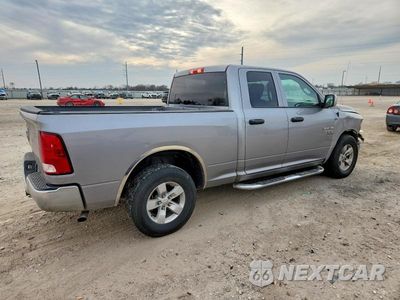 Trzecie zdjęcie samochodu z tyłu: 2019 RAM 1500 CLASSIC TRADESMAN VIN:1C6RR6FG7KS628527 - miniatura