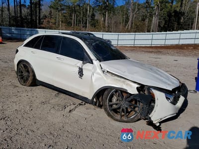 Czwarte zdjęcie samochodu z boku: 2019 MERCEDES-BENZ GLC 63 4MATIC AMG VIN:WDC0G8JB9KF544629 - miniatura