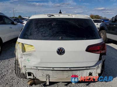 Zdjęcie 6 z 14 samochodu: 2018 VOLKSWAGEN GTI S/SE VIN:3VW447AU8JM258164 - miniatura