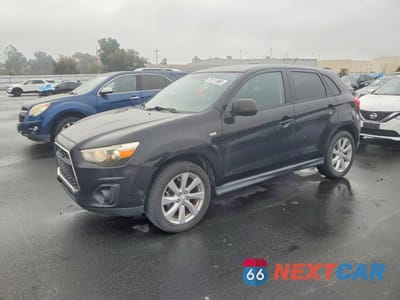 2013 MITSUBISHI OUTLANDER SPORT ES 4A4AP3AU3DE009618 - główne zdjęcie licytacji z USA - miniatura