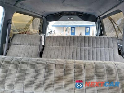 Zdjęcie 10 z 14 samochodu: 1990 CHEVROLET SUBURBAN V2500 VIN:1GNGV26K7LF119614 - miniatura