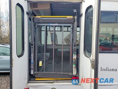 Zdjęcie 10 z 14 samochodu: 2016 FORD F550 SUPER DUTY VIN:1FDGF5GY3GEB07641 - miniatura