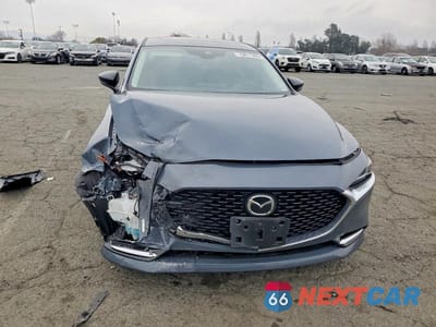 Piąte zdjęcie samochodu w środku: 2022 MAZDA 3 VIN:3MZBPBAY8NM309933 - miniatura
