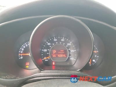 Zdjęcie 9 z 12 samochodu: 2015 KIA SOUL + VIN:KNDJP3A58F7784469 - miniatura