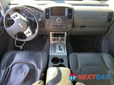 Zdjęcie 8 z 14 samochodu: 2011 NISSAN PATHFINDER S VIN:5N1AR1NB6BC619693 - miniatura