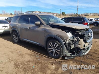 Czwarte zdjęcie samochodu z boku: 2023 NISSAN PATHFINDER PLATINUM VIN:5N1DR3DK7PC265734 - miniatura