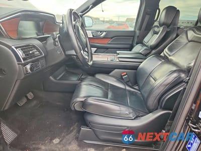 Zdjęcie 7 z 14 samochodu: 2021 LINCOLN NAVIGATOR L RESERVE VIN:5LMJJ3KT3MEL08341 - miniatura