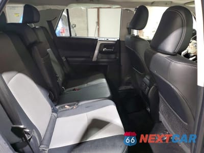 Zdjęcie 11 z 16 samochodu: 2024 TOYOTA 4RUNNER SR5/SR5 PREMIUM VIN:JTENU5JR9R6259273 - miniatura