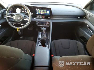 Zdjęcie 8 z 12 samochodu: 2025 HYUNDAI ELANTRA SEL VIN:KMHLS4DG0SU878170 - miniatura
